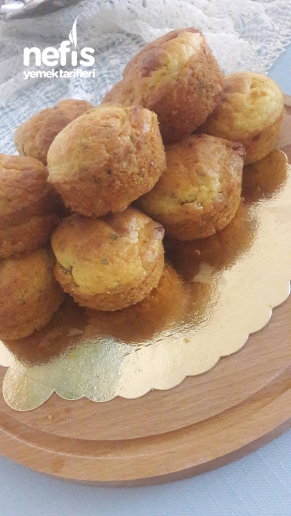 Dereotlu Peynirli Muffin