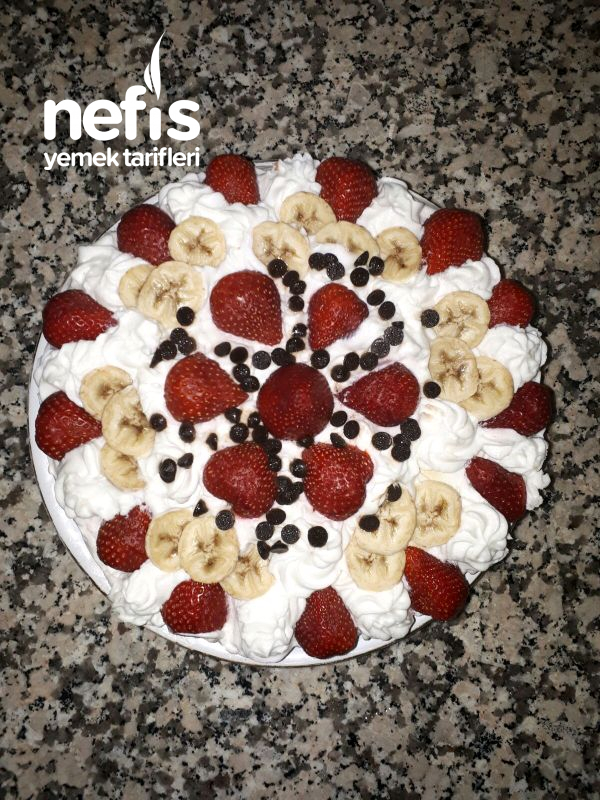 Çilekli Pasta Nefis Yemek Tarifleri 4557394