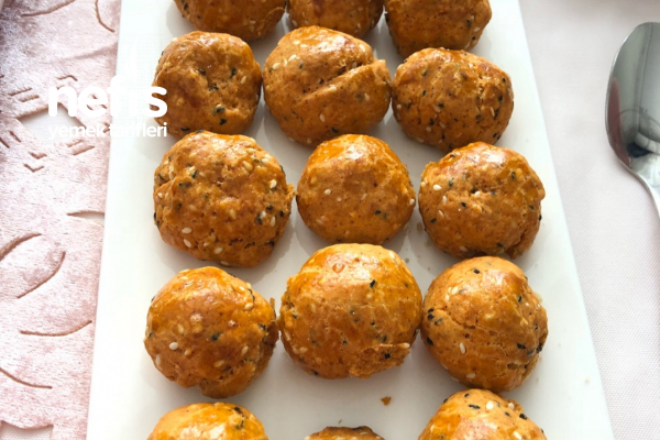 Kırmızı Biberli Çörekotlu Kurabiye Nefis Yemek Tarifleri