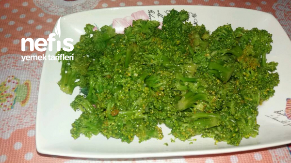 Nefis Brokoli Salatası
