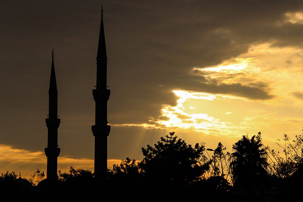 Sahur Nedir? Ne Zaman Başlar ve Biter? Oruç İçin Önemi Nedir? Tarifi Sahur Nedir? Ne Zaman Başlar ve Biter? Oruç İçin Önemi Nedir? Tarifi