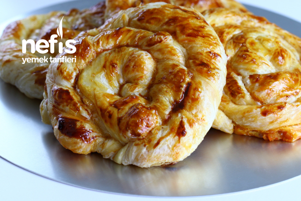 El Açması Nefis Börek (videolu)