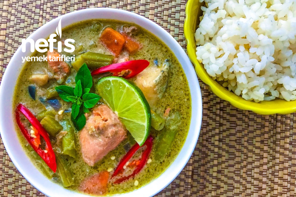 Balıklı Yeşil Karri Yemeği (Tayland Mutfağı)