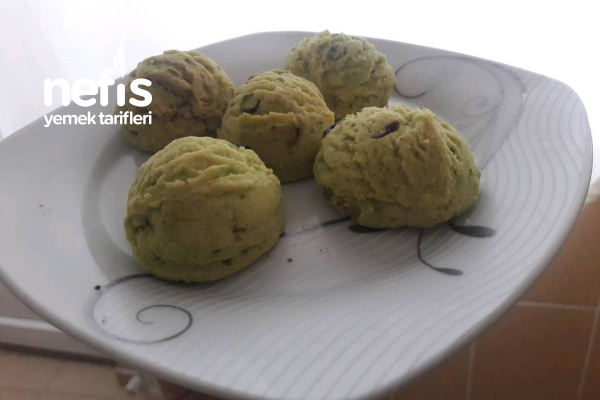 Fıstıklı Kolay Kurabiye (Yumurtasız) Nefis Yemek Tarifleri