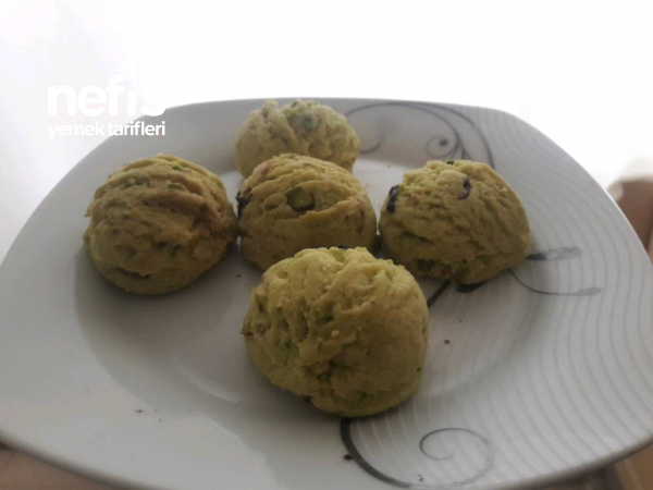 Fıstıklı Kolay Kurabiye (Yumurtasız) Nefis Yemek Tarifleri