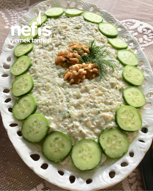 Salatalıklı Kabaklı Yaz Salatası