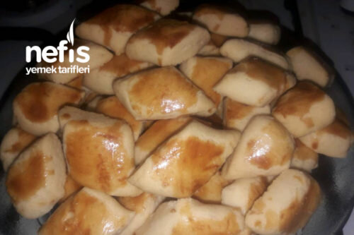 Ağızda Dağılan Tuzlu Kurabiye - Nefis Yemek Tarifleri ...