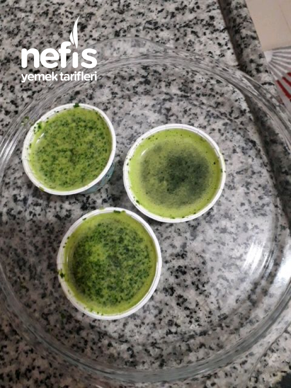 Buzluk İçin Ispanak Püresi (Kek Pasta ) Nefis Yemek Tarifleri