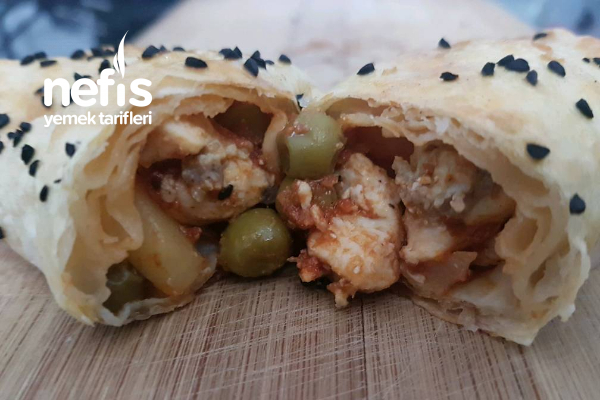 garnitürlü tavuklu börek