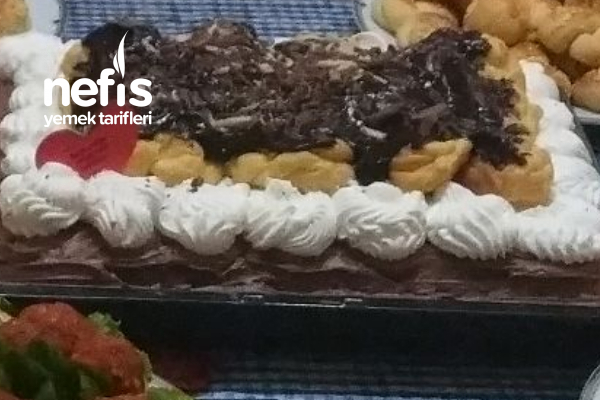 Profiterollü Yaş Pasta Nefis Yemek Tarifleri 4649088