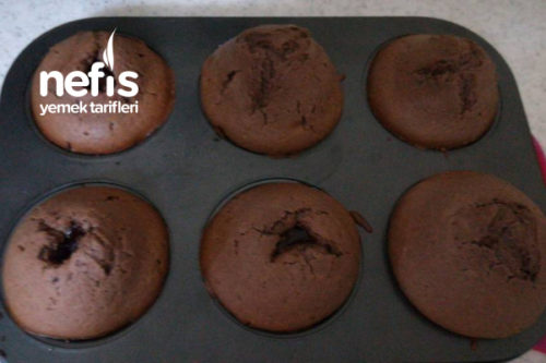 Pratik Çikolatalı Muffin Tarifi