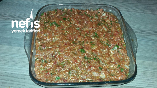 Acılı Lahmacun İçi Hazırlama