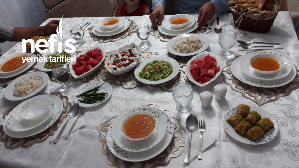 ailemle iftar yemegi