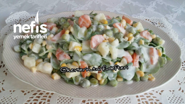 Ferah Garnitürlü Semizotu Salatası