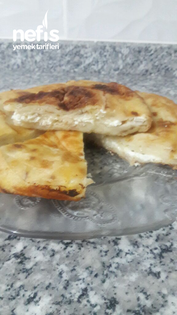 Kaşarlı Peynirli Tava Böreği (Su Böreği Tadında) Nefis Yemek Tarifleri