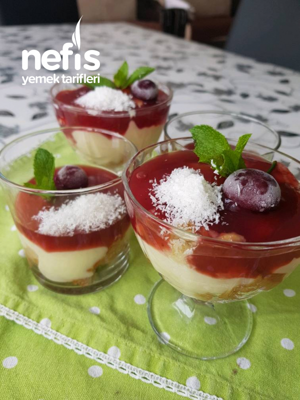 Vişneli Kekli Muhallebi Nefis Yemek Tarifleri