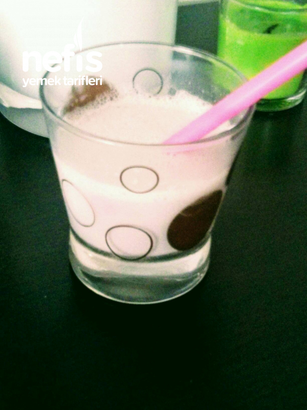 Orman Meyveli Milkshake