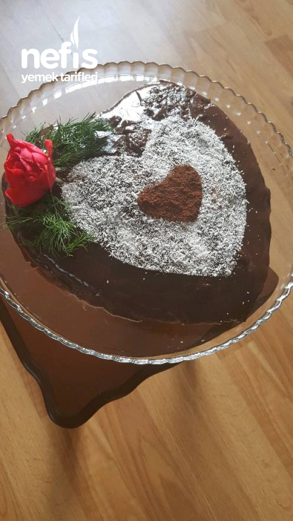 Kalp Babalar Günü Pastası (Gerçek Gül) Nefis Yemek Tarifleri