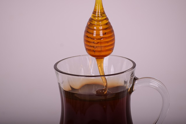 Propolis Faydaları: Mideye, Cilde, Saça ve Kansere Faydaları Tarifi Propolis Faydaları: Mideye, Cilde, Saça ve Kansere Faydaları Tarifi
