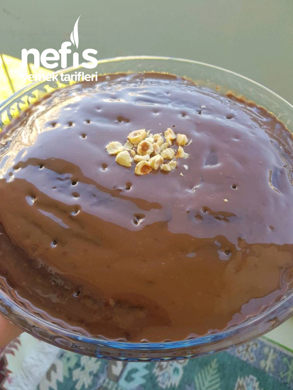 Islak Kek Bol Soslu Nefis Yemek Tarifleri 4772411