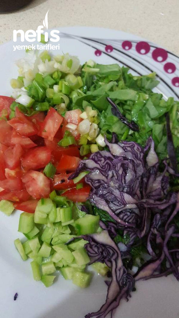 Semizotlu Karışık Salata