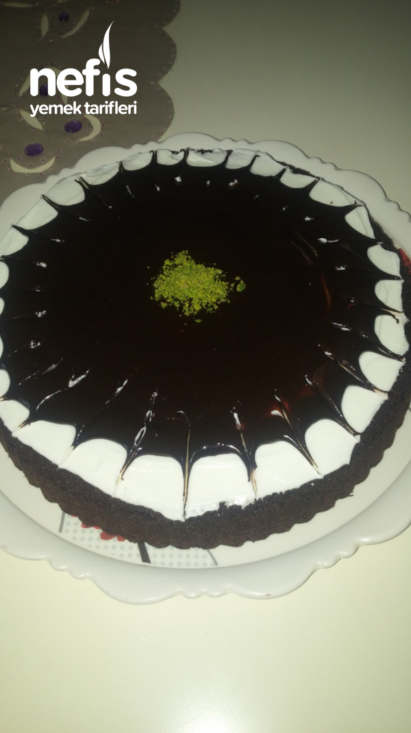 Tart Kalıbında Ağlayan Pasta Nefis Yemek Tarifleri 4775803