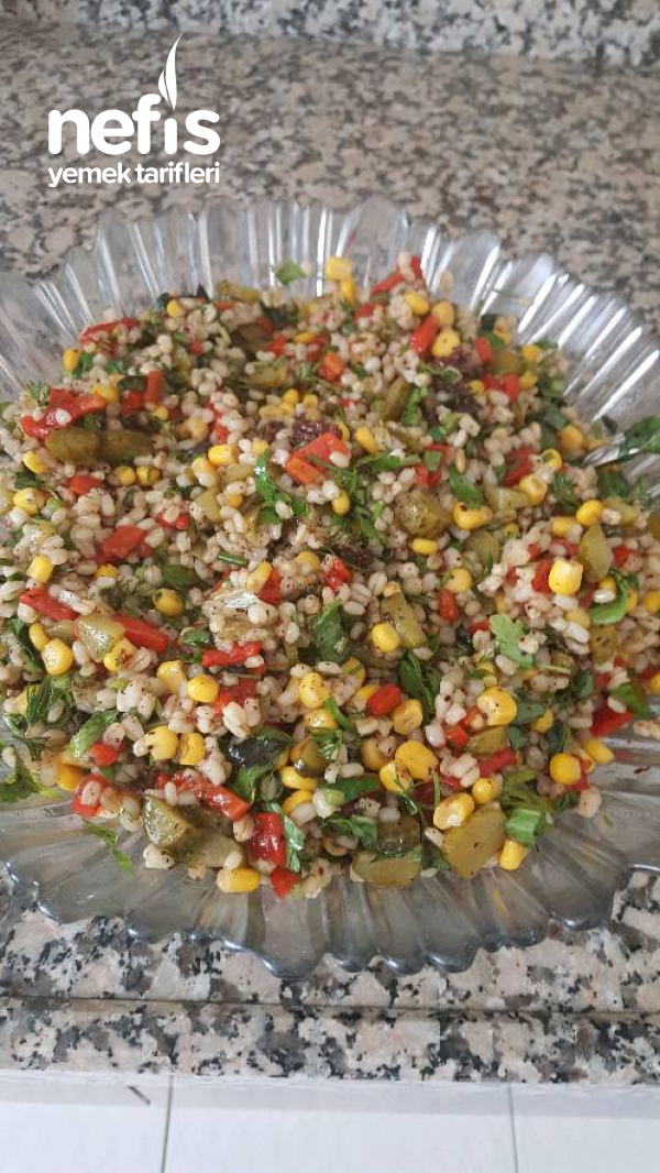 Yedikçe Yediren Buğday Salatası