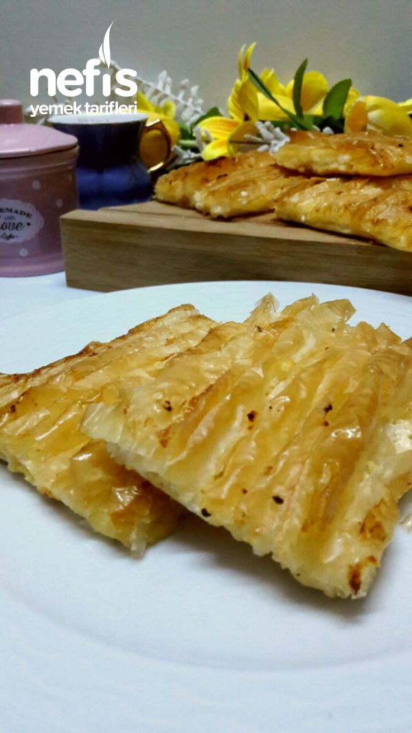 On Dakikada Muhteşem Çıtır Peynirli Börek