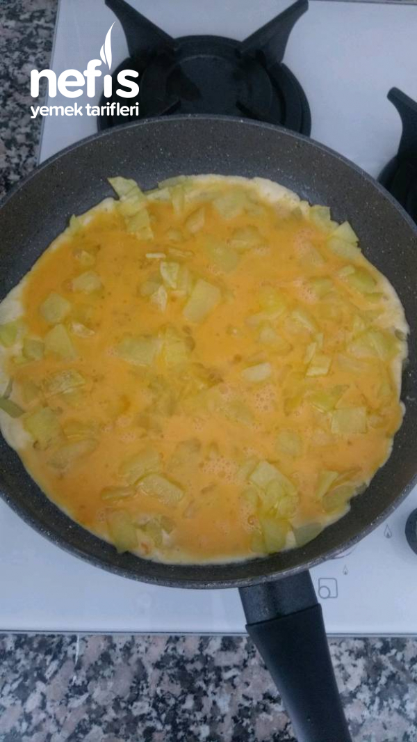 Patatesli Omlet