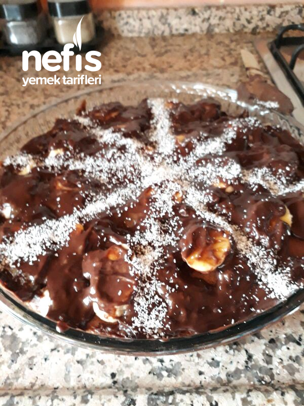 Çikolata Soslu Muzlu Kek Nefis Yemek Tarifleri 4815379