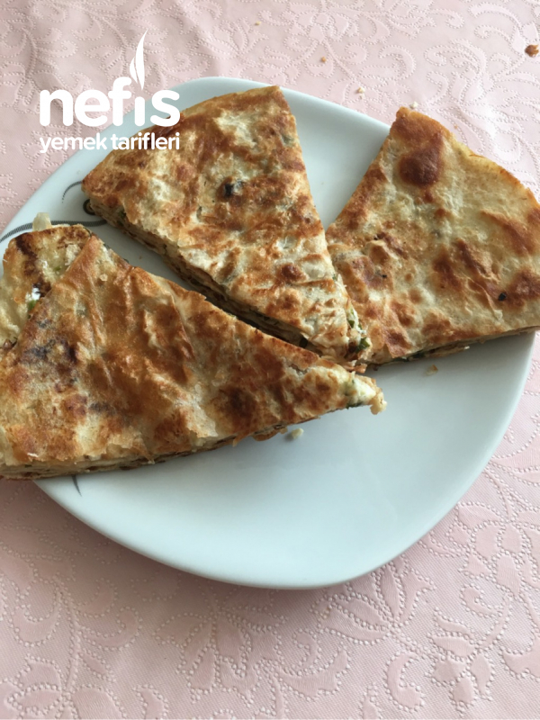 Çevirme Börek (tandır Ekmeğinden)