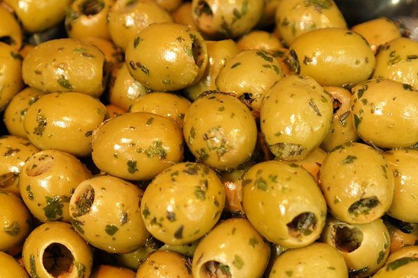 tomato olives