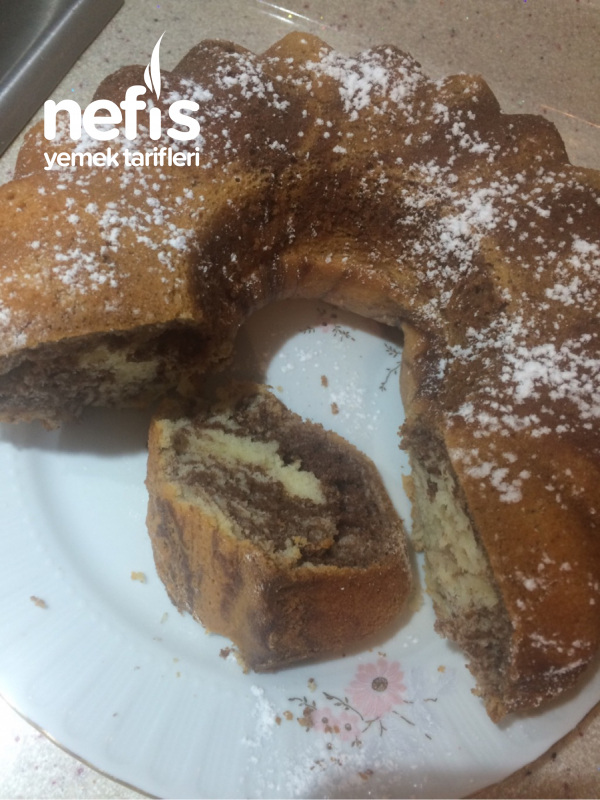 Çift Renkli Pofuduk Kek Nefis Yemek Tarifleri