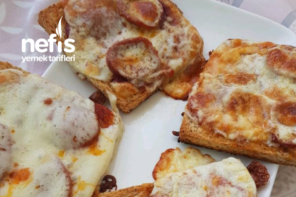 Tost Ekmeğinden Pratik Pizza Nefis Yemek Tarifleri 4885803