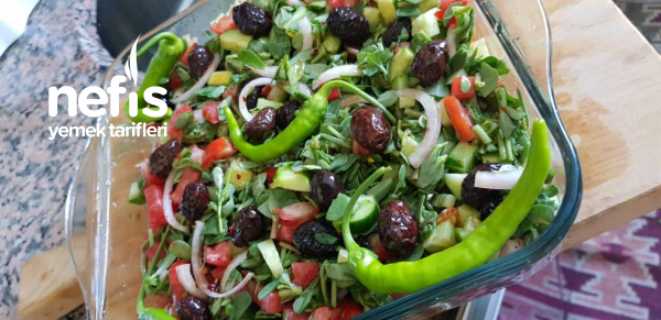 Zeytinli Pirpirim Salatası