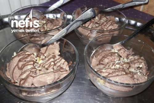 Kakaolu Çikolatalı Dondurma Tarifi