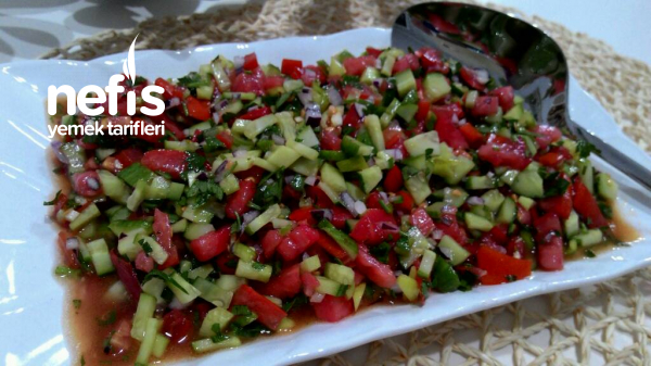 Nefis Kaşık Salatası