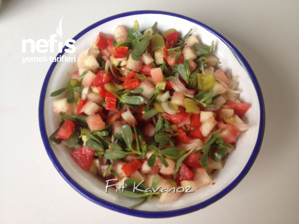 Köz Biberli Fit Karpuz Kabuğu Salatası Tarifi (isterseniz De Naneli!)