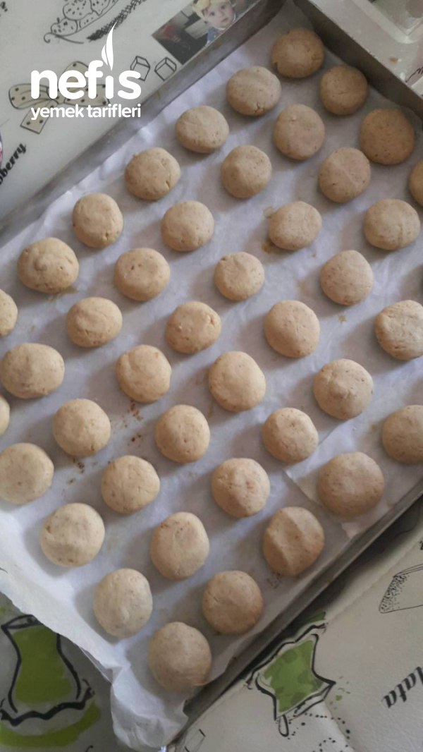 Tarçınlı Cevizli Kurabiye Nefis Yemek Tarifleri 4937157