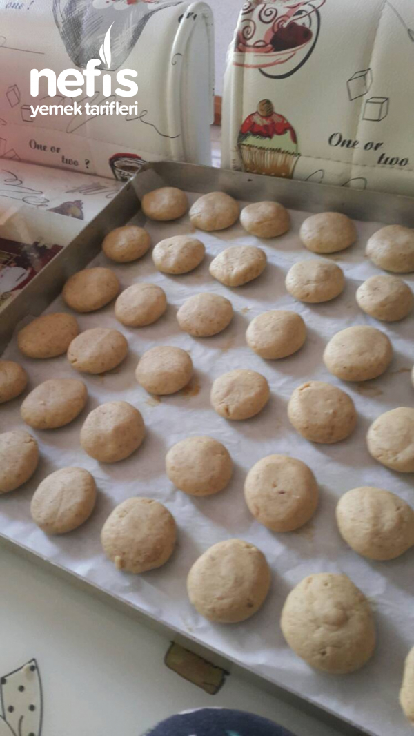 Tarçınlı Cevizli Kurabiye Nefis Yemek Tarifleri 4937157