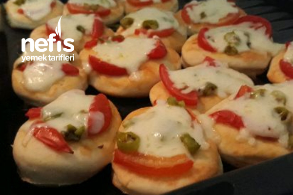 Mini Pizzacıklar Nefis Yemek Tarifleri Sena Arda