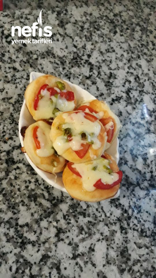 Mini Pizzacıklar Nefis Yemek Tarifleri Sena Arda