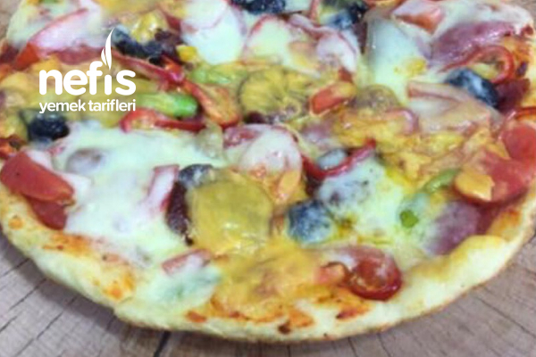 Tavada Pizza Nefis Yemek Tarifleri 4956883