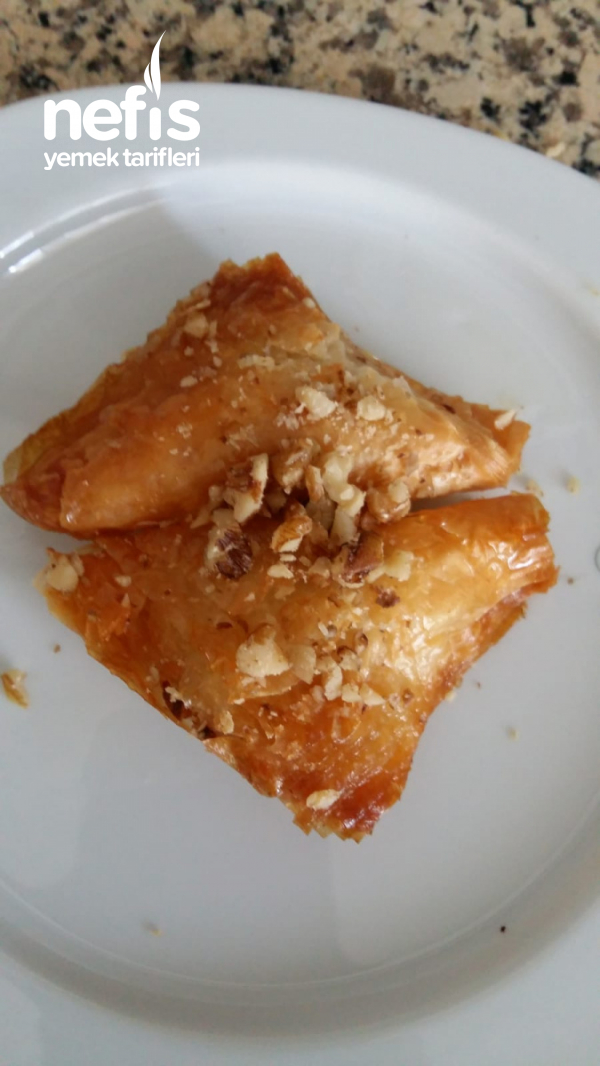 Şöbiyet Tatlısı(hazır Baklava Yufkasindan)