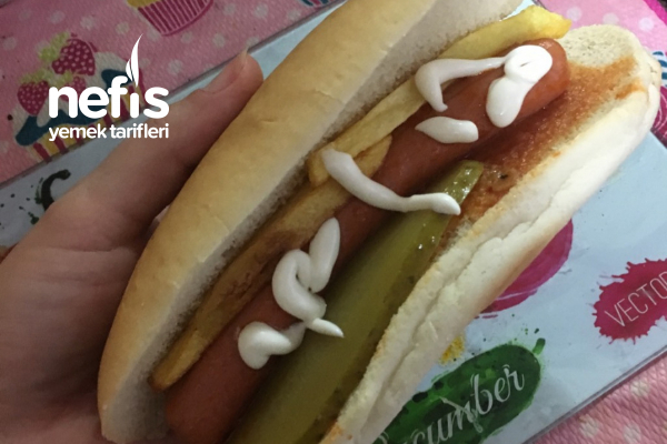 Orjinal Amerikan Hot Dog ( Sosisli Sandviç )