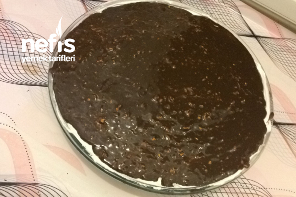 Fındıklı Çikolatalı Pasta Nefis Yemek Tarifleri 4965757