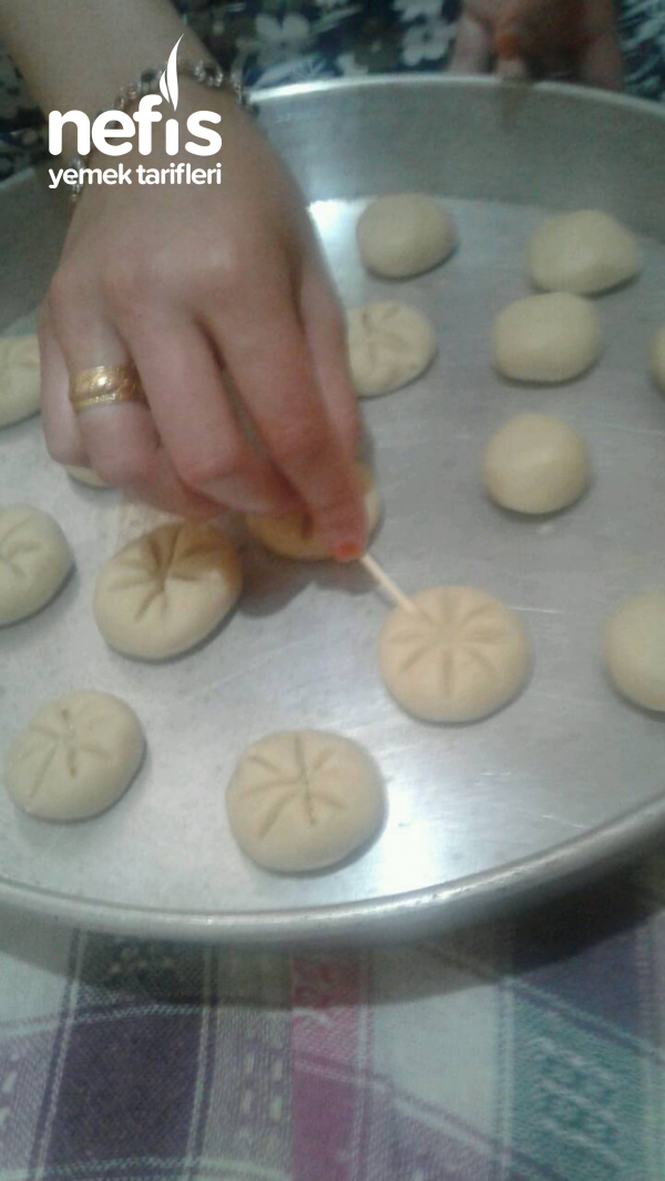 3 Malzemeli Ağızda Dağılan Kurabiye Nefis Yemek Tarifleri 4990478