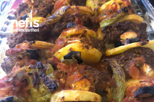 Fırında Patlıcanlı İzmir Köfte Tarifi