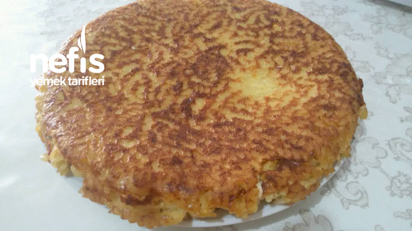 Tavada Makarnalı Börek