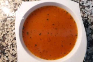 Tarhana Çorbası (Kemik Suyuyla) Tarifi